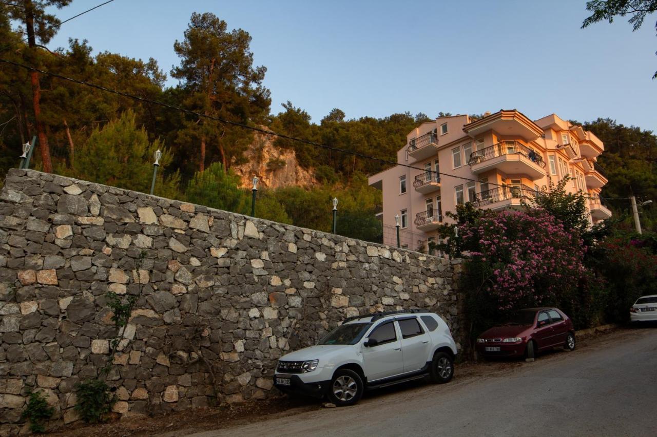 Pembe Köşk Apart Otel Fethiye Exterior foto