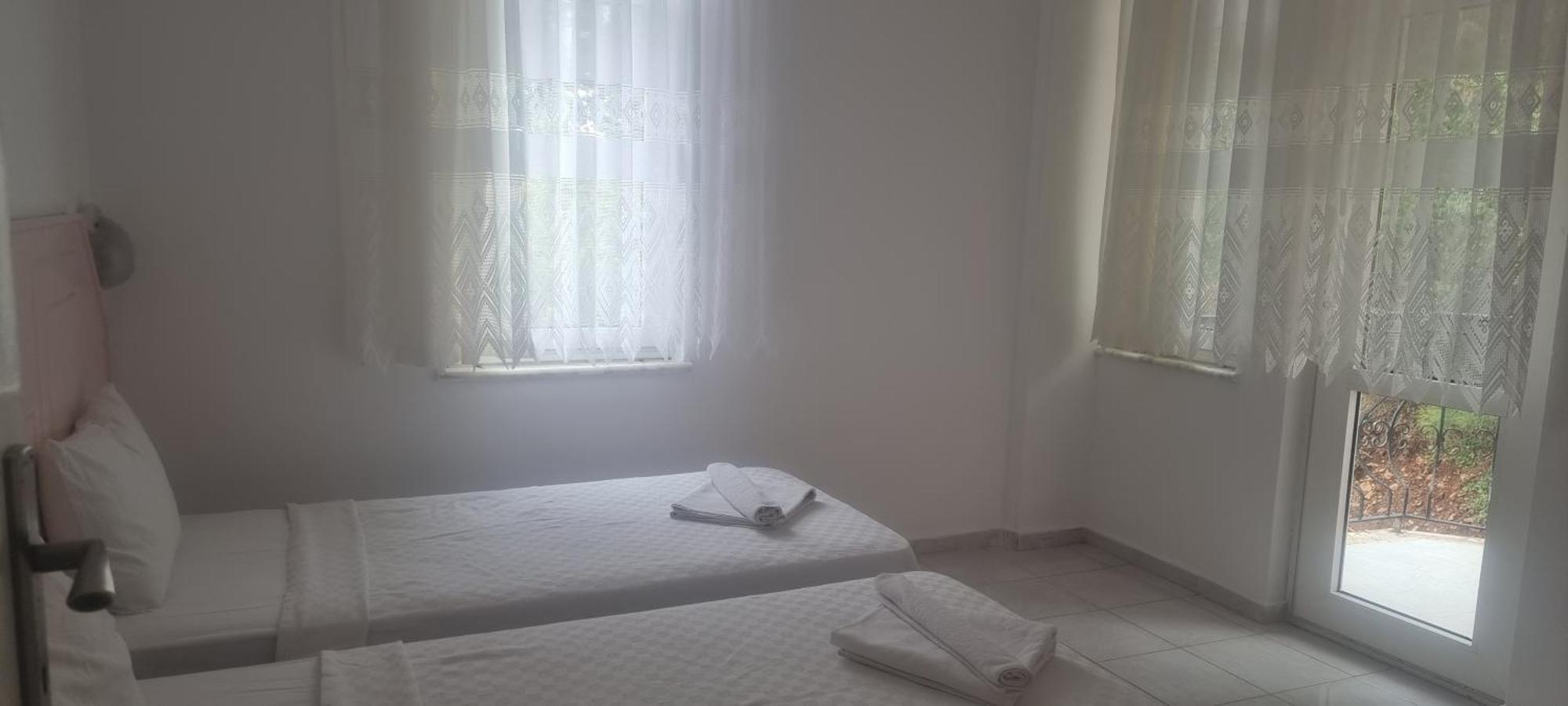 Pembe Köşk Apart Otel Fethiye Zimmer foto